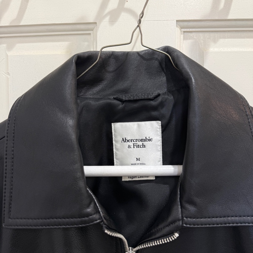 Abercrombie faux leather zip-up jeacket - Picture 4 of 8